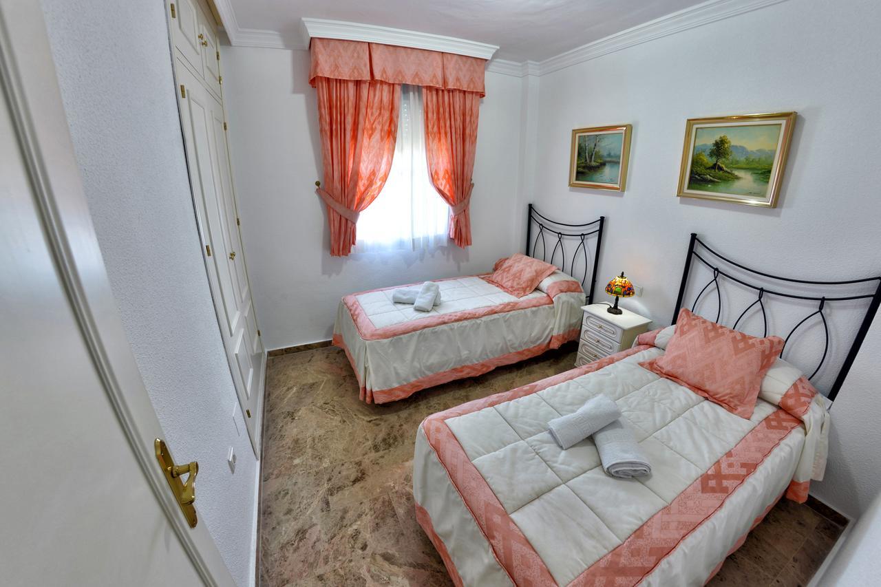 Wonderstays Chalet El Naranjo เซบีญา ภายนอก รูปภาพ